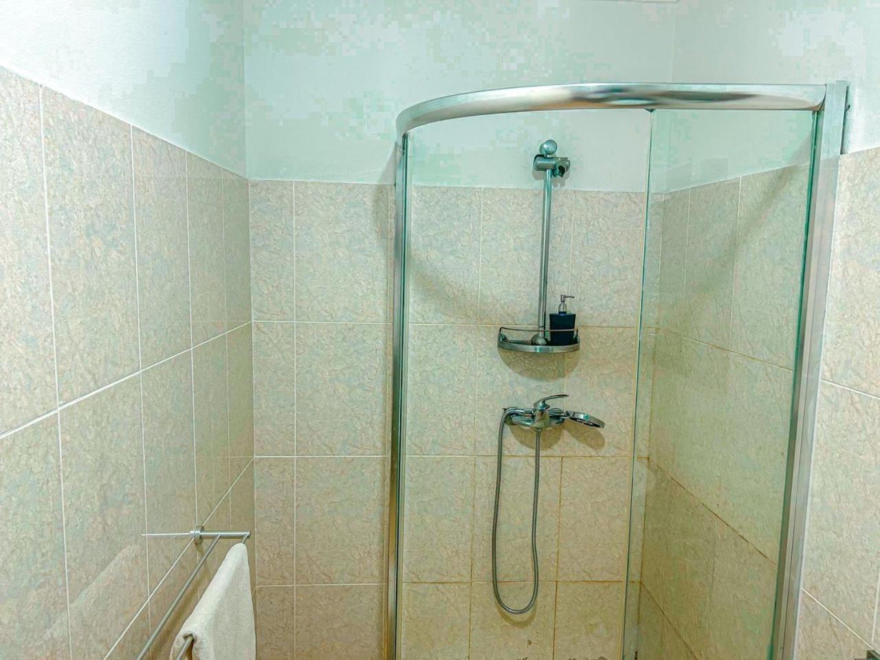 Residence Le Tali Libreville Ngoại thất bức ảnh